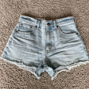 Abercrombie & Fitch Short